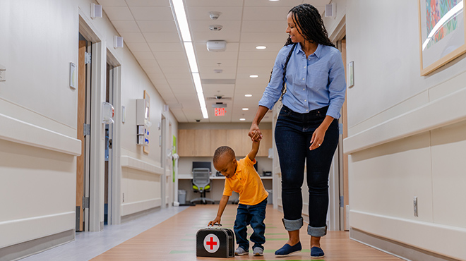 Bill and Olivia Amos Children’s Hospital Hallway